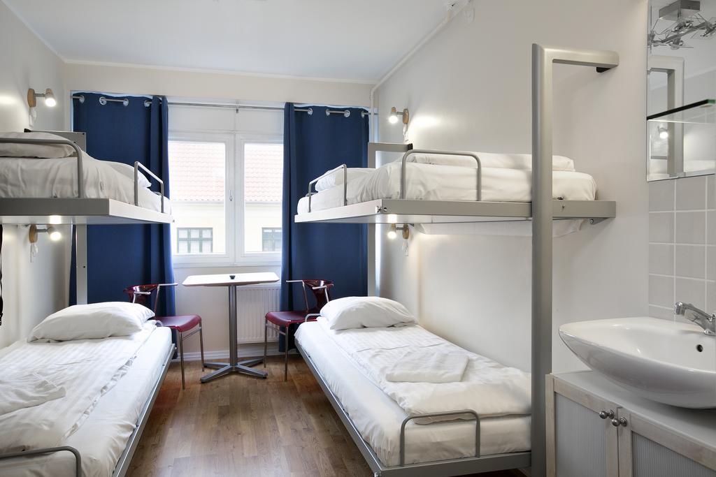Double or Twin Room,707999566:JPEG